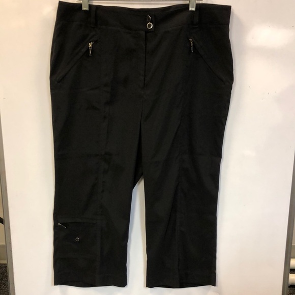 DKNY GOLF black capris - Picture 1 of 7